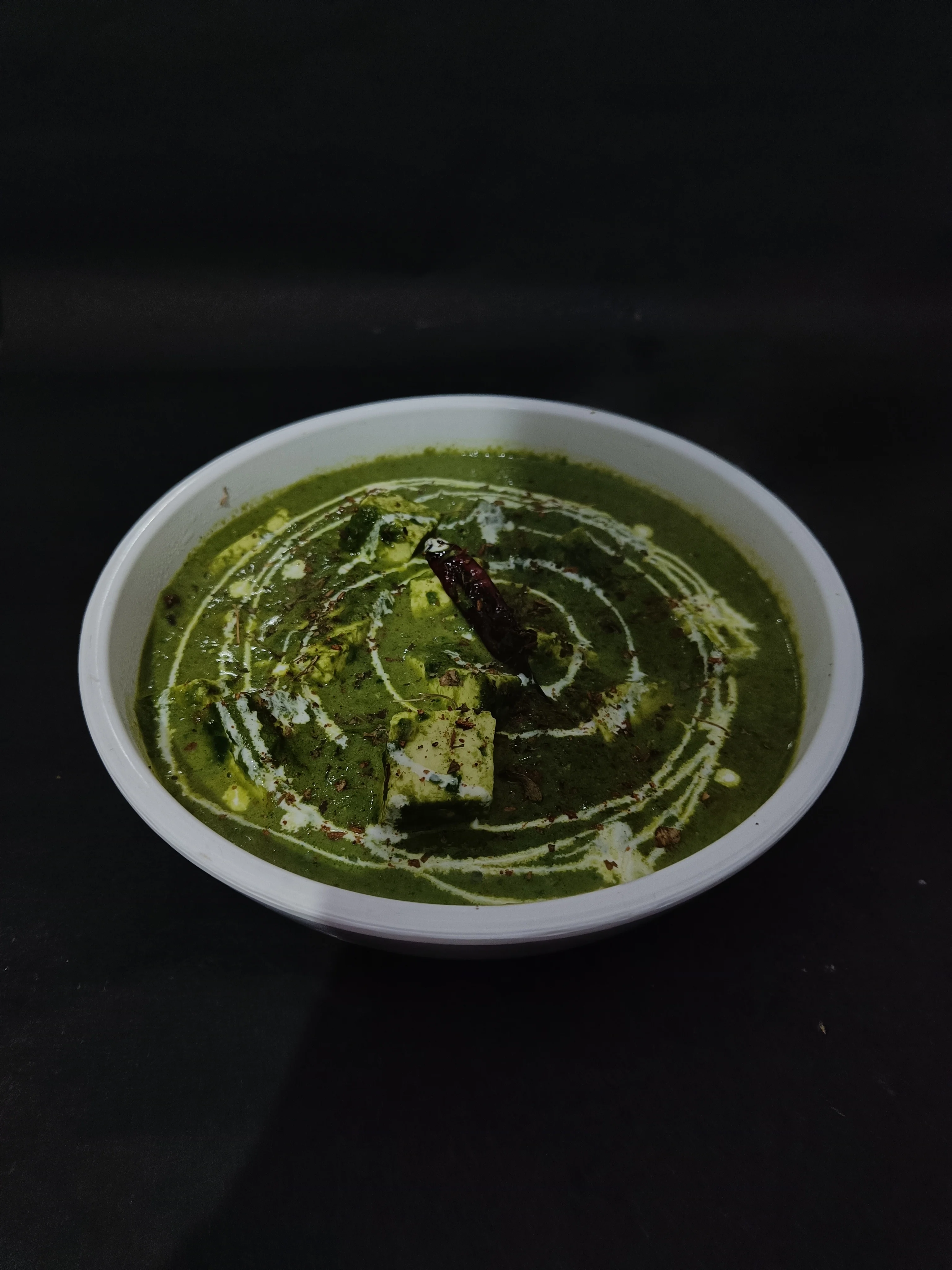 palak-paneer:-a-healthy-and-flavorful-spinach-and-cottage-cheese-delight