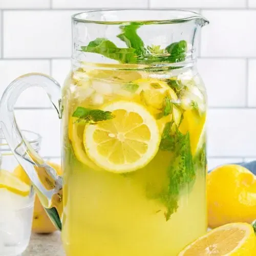 basil-lemonade-bliss-a-refreshing-summertime-drink