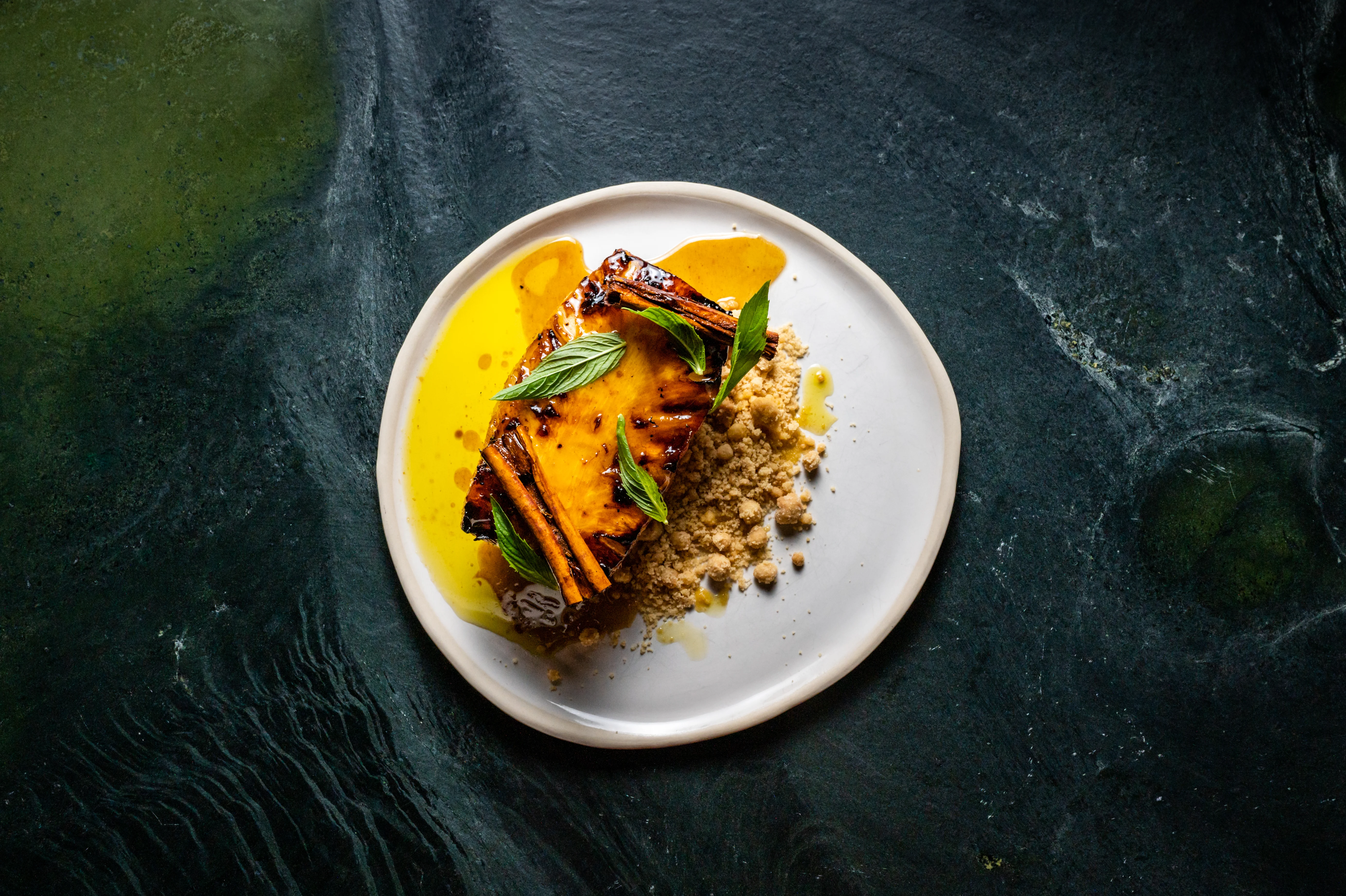 roasted-pineapple-rhum-olive-oil-crumble