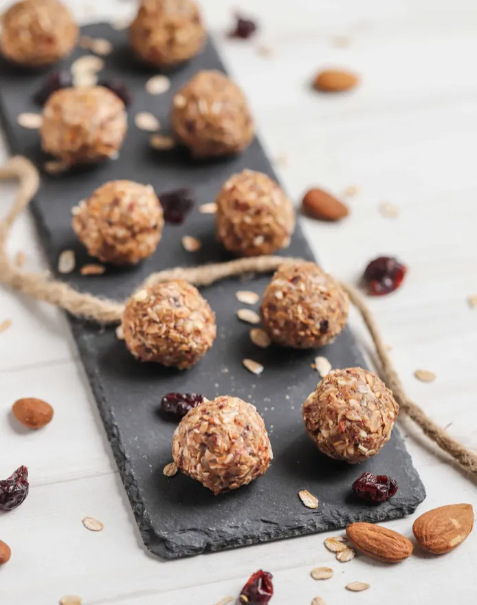 almond-and-cranberry-energy-balls