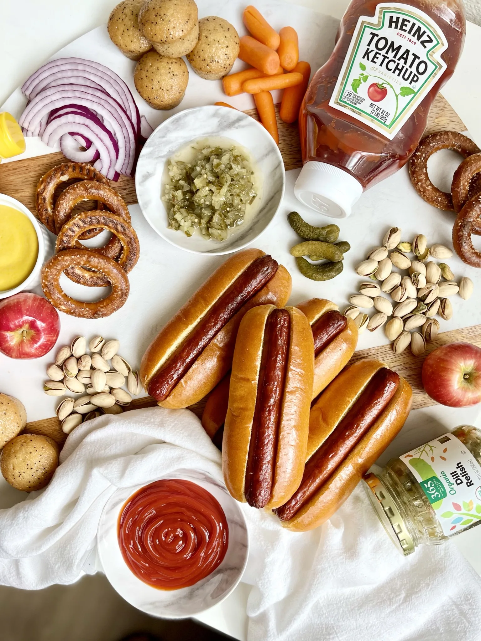 hot-dog-grazing-board