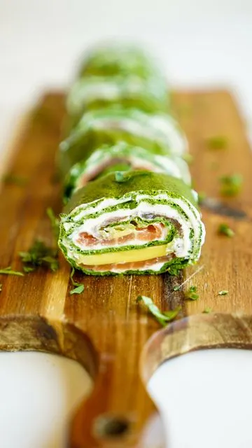 rollitos-rellenos-de-salmon-y-aguacate