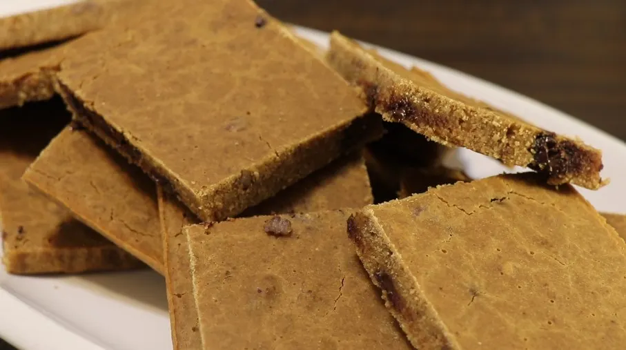 sourdough-blondies-with-a-nutritious-twist