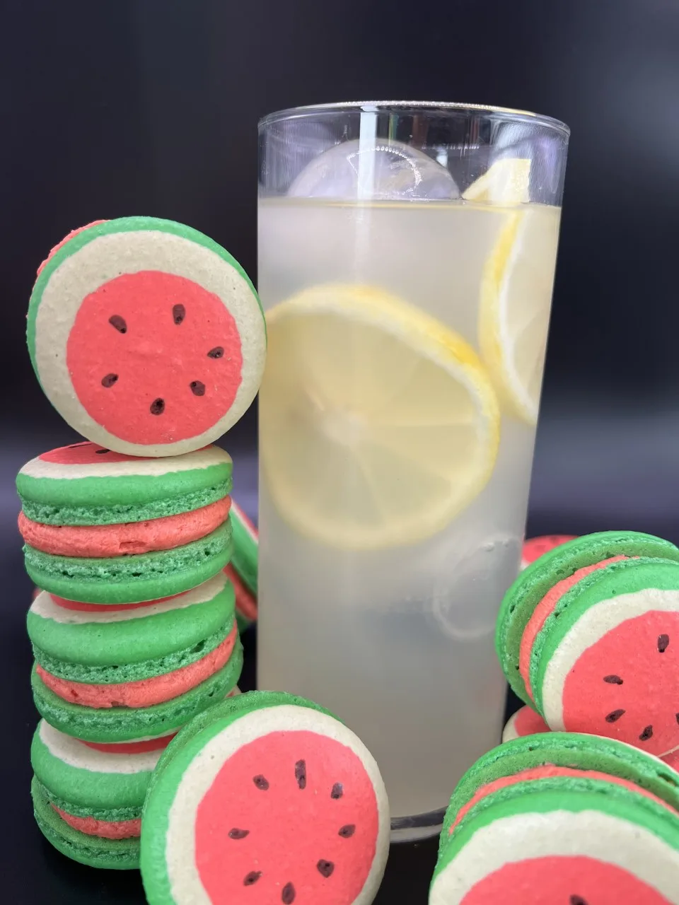 watermelon-macarons
