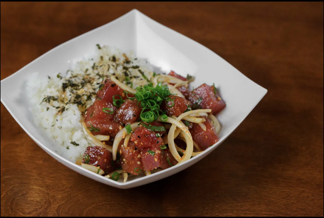 traditional-hawaiian-style-poke