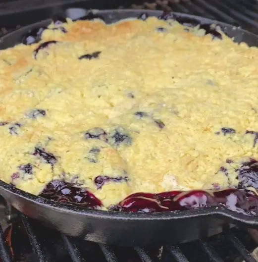 lazy-blueberry-cobbler