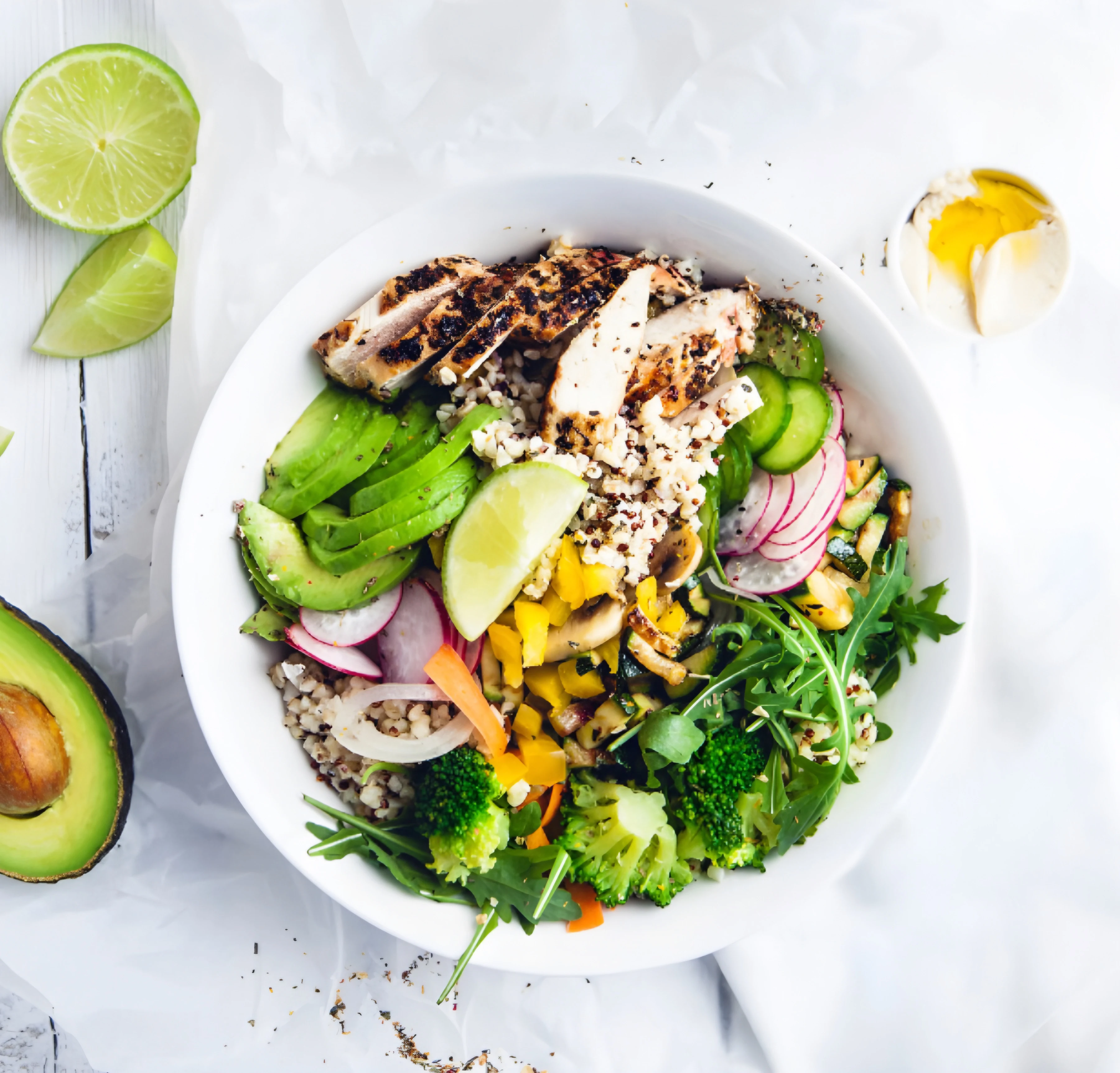 salad-de-quinoa-au-poulet-grille