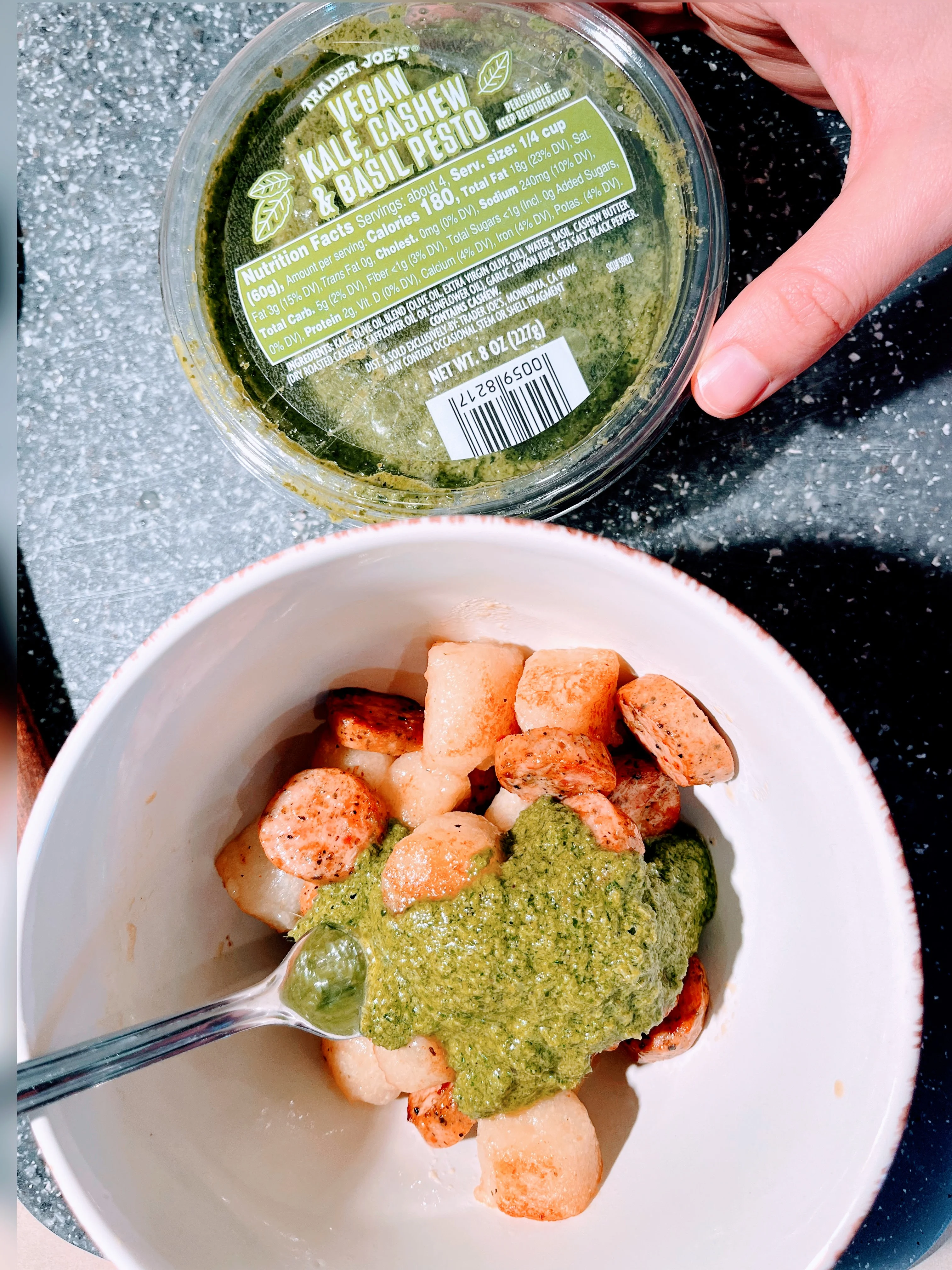 5-minute-trader-joe's-chicken-pesto-and-cauliflower-gnocchi