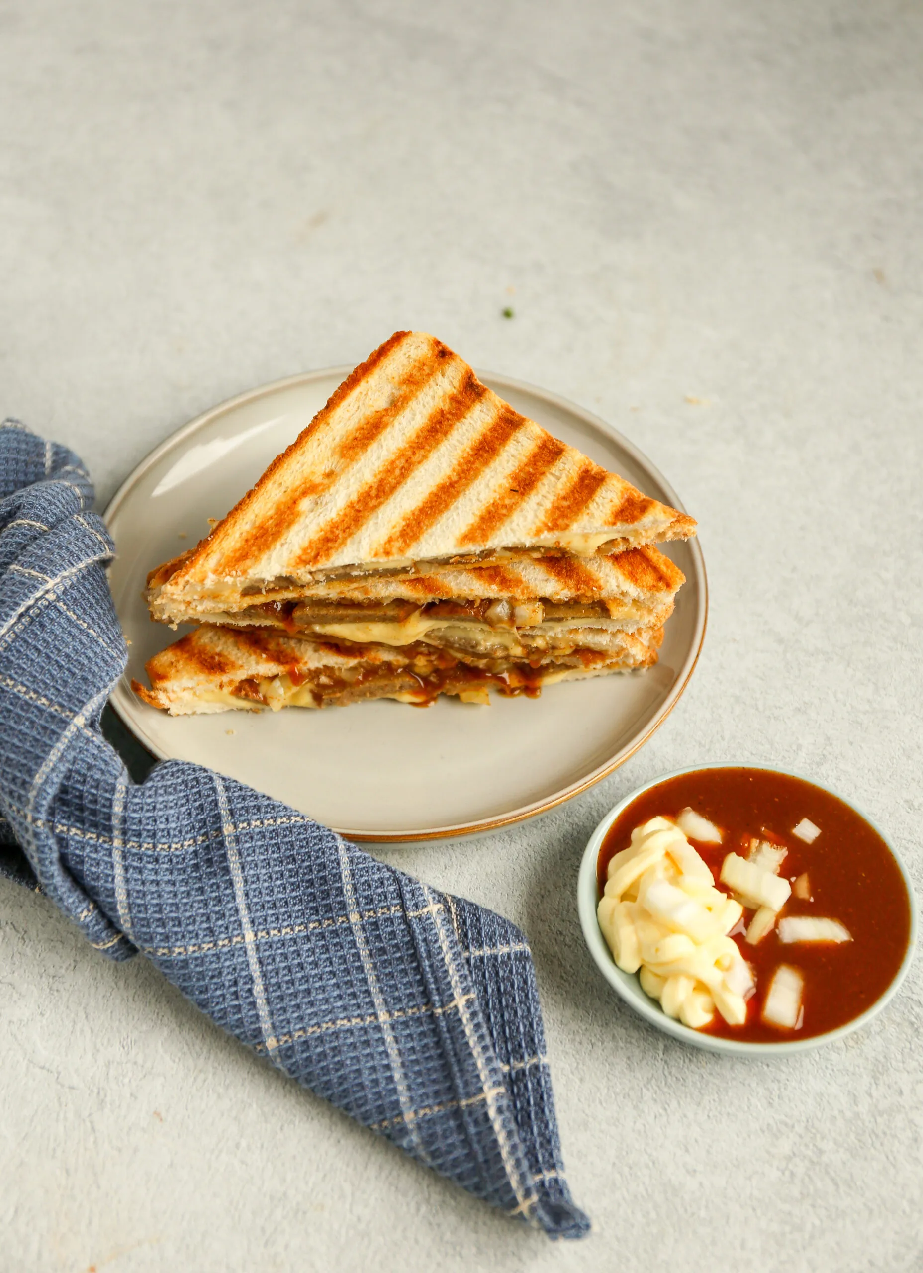 tosti-frikandel-speciaal