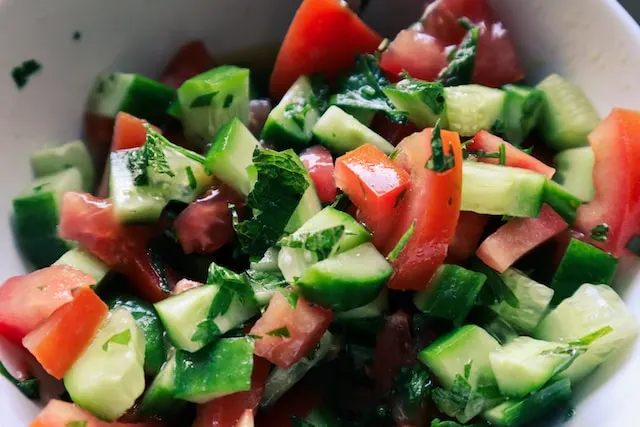 ensalada-griega-tipo-pico-de-gallo