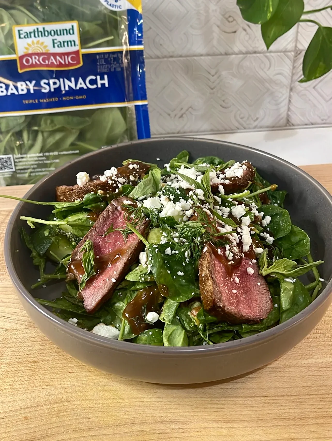 herby-spinach-salad-w-steak