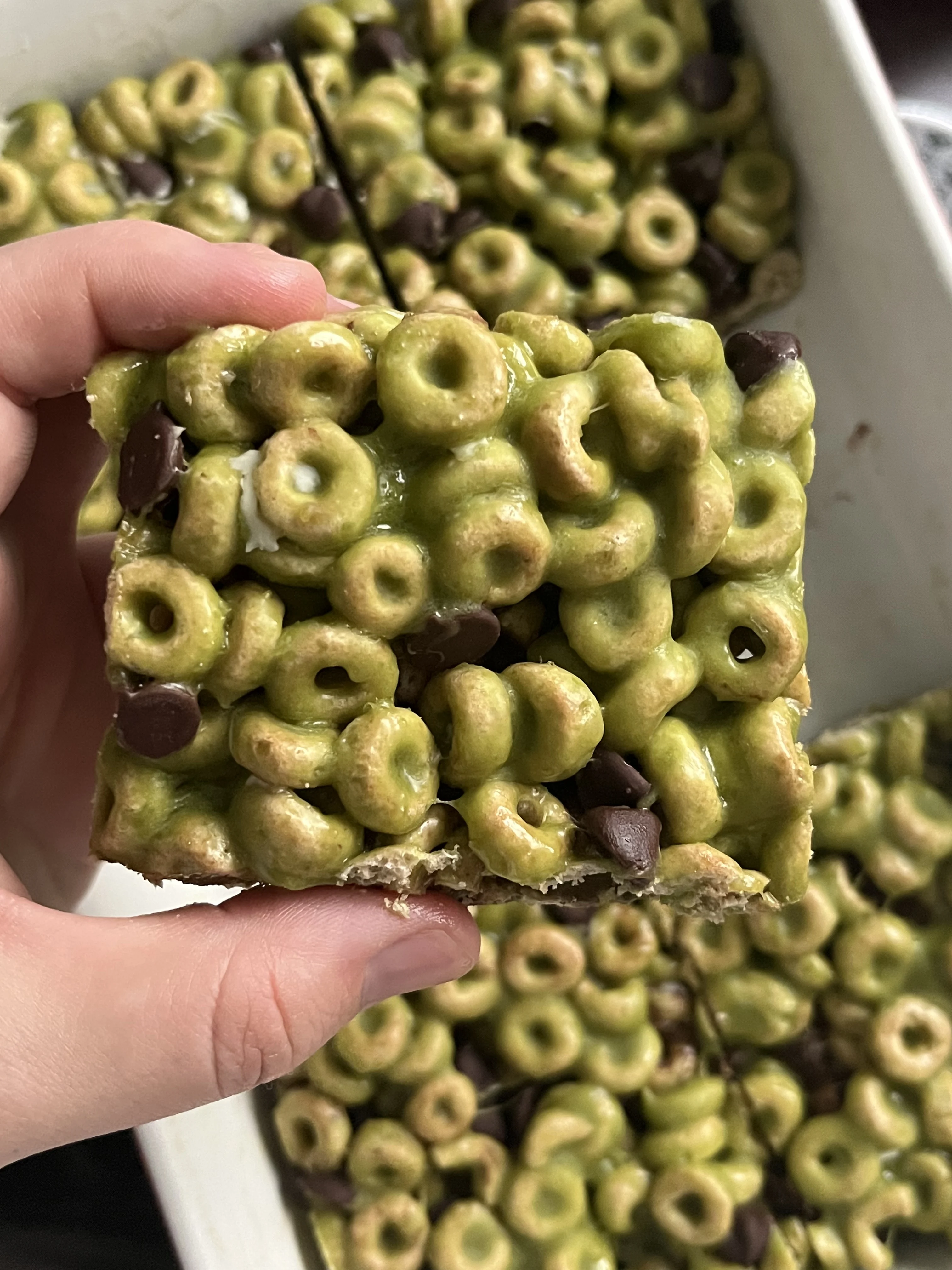 mint-chip-cereal-bars