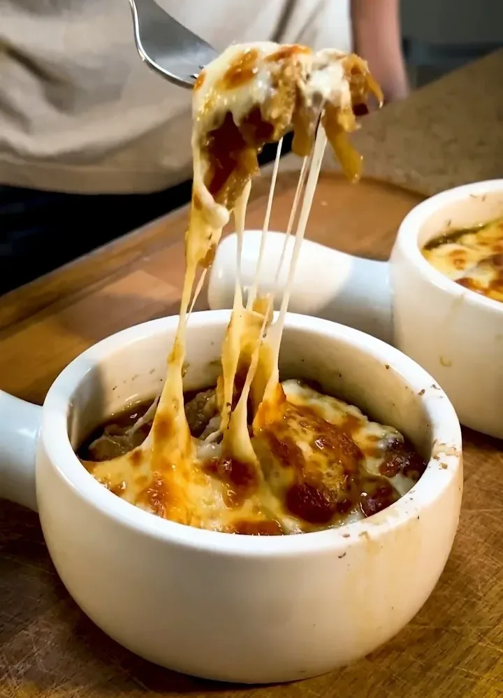 smoked-french-onion-soup