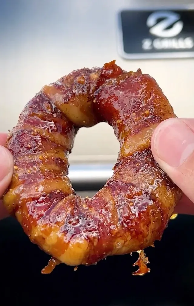 bacon-burger-onion-rings