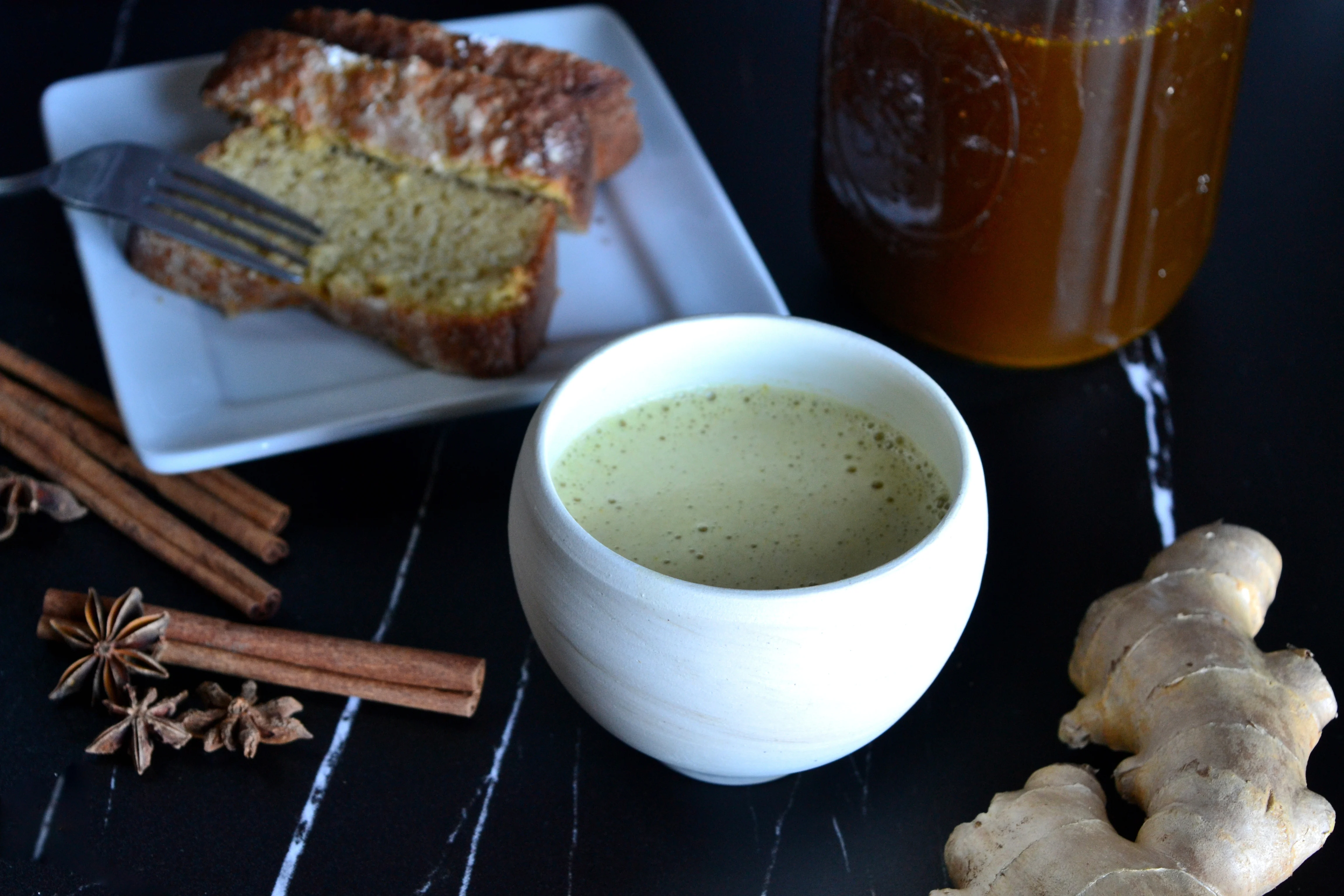 cozy-ginger-chai-tea-latte