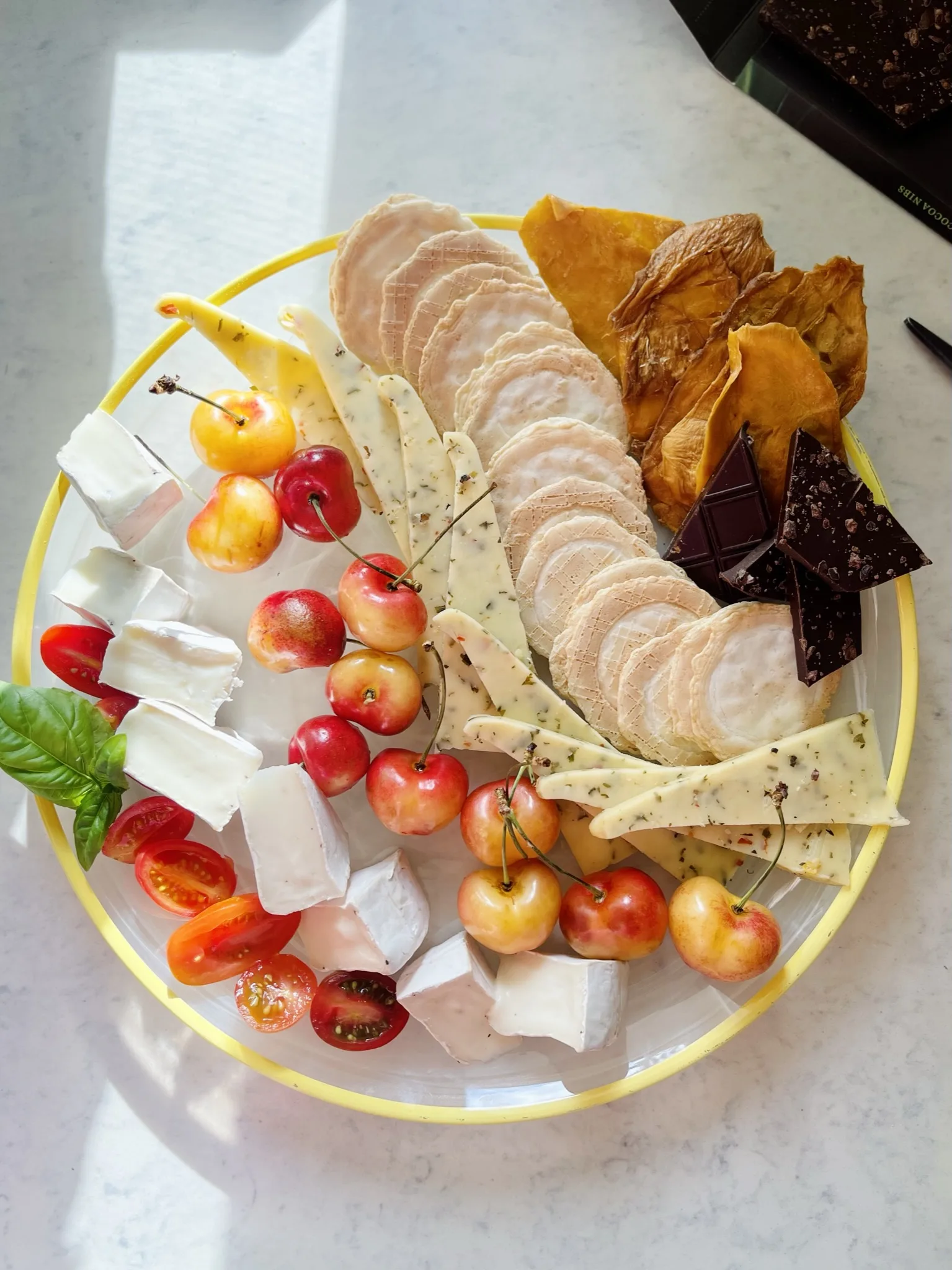 girl-dinner-snack-plate