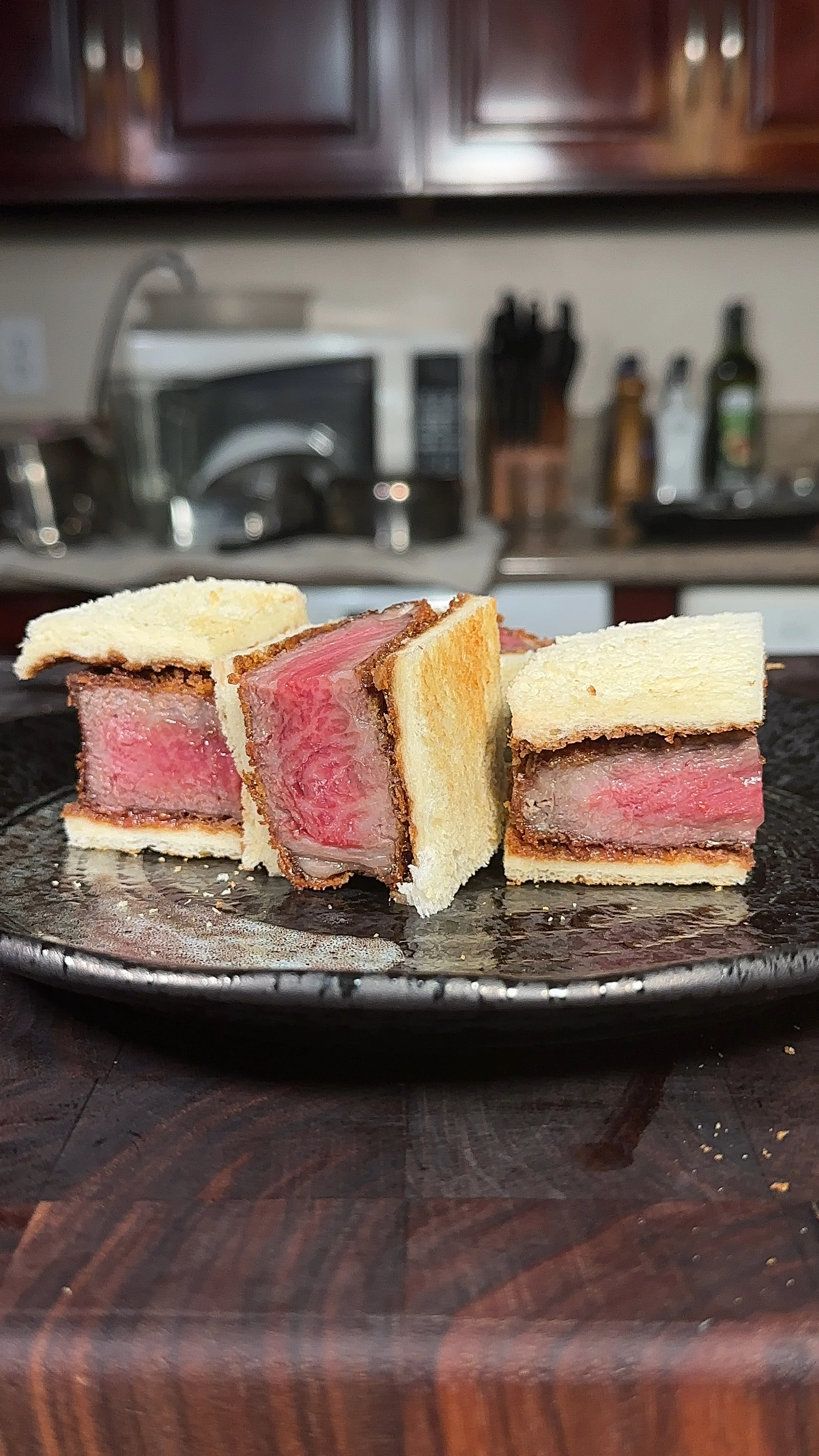 a5-wagyu-katsu-sando