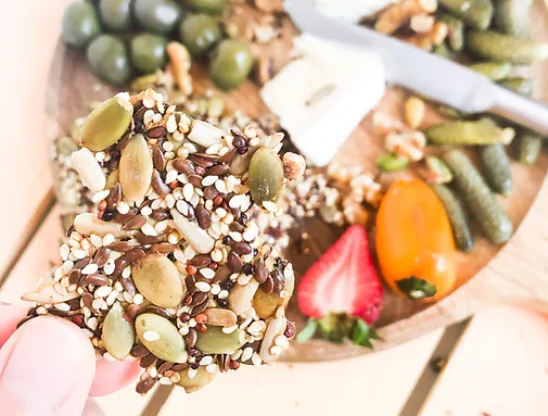 seeded-crackers