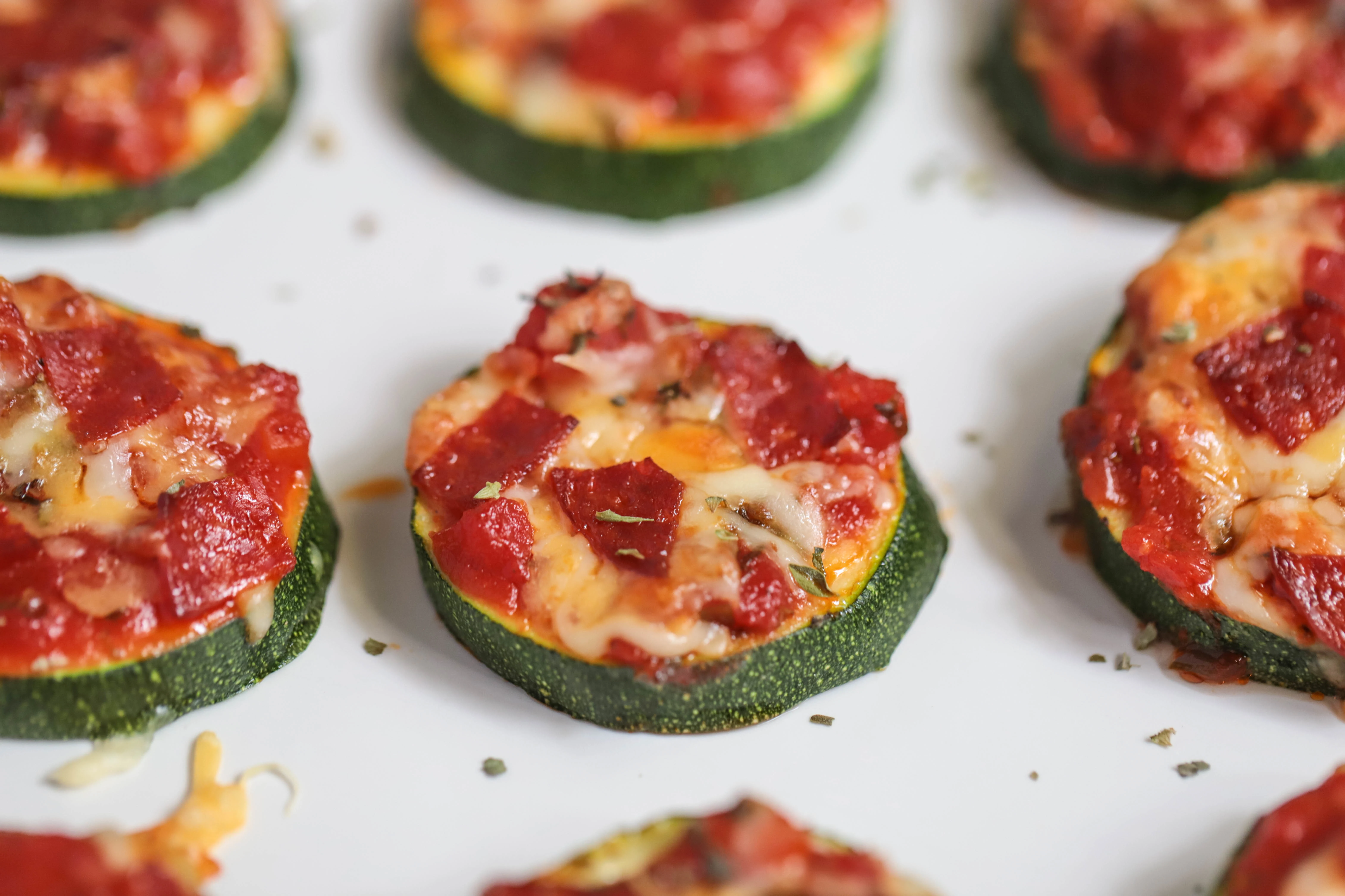 zucchini-pizza-bites