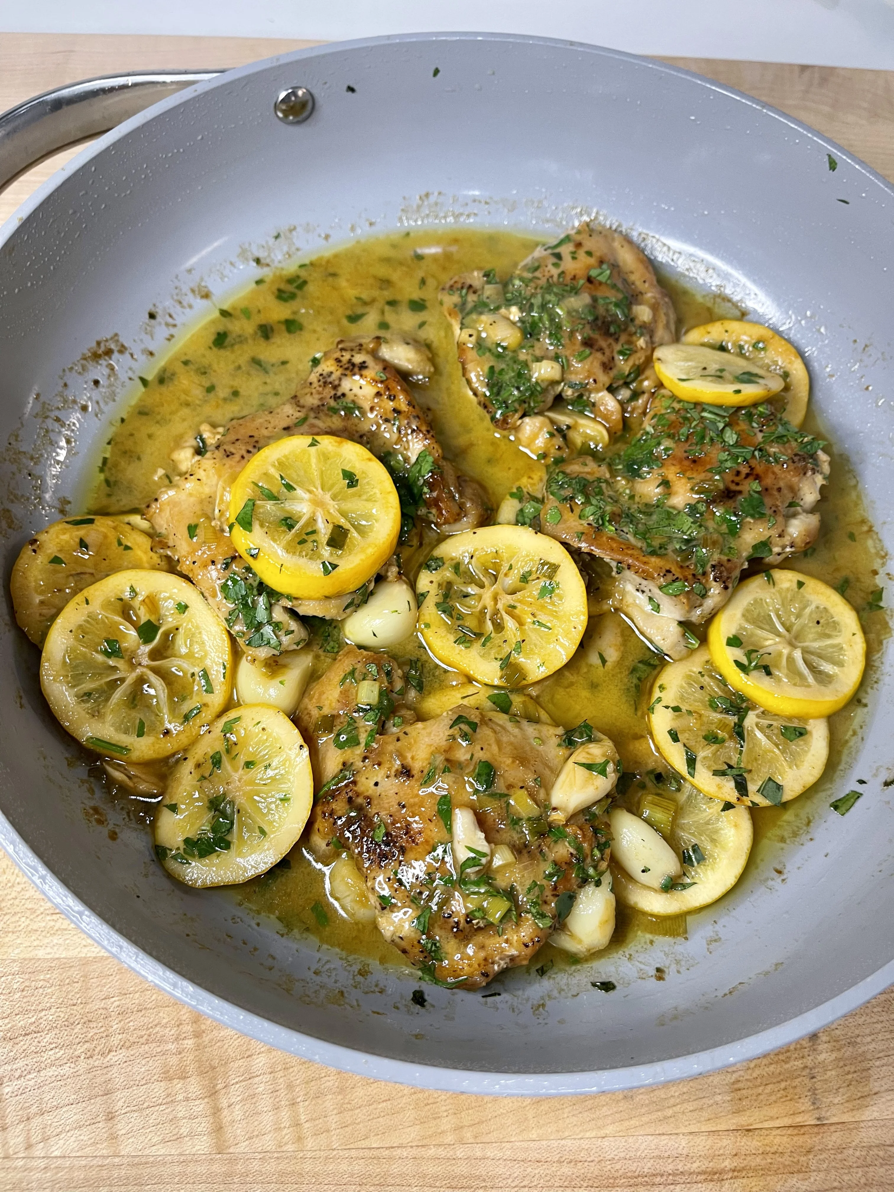 lemon-garlic-chicken-thighs