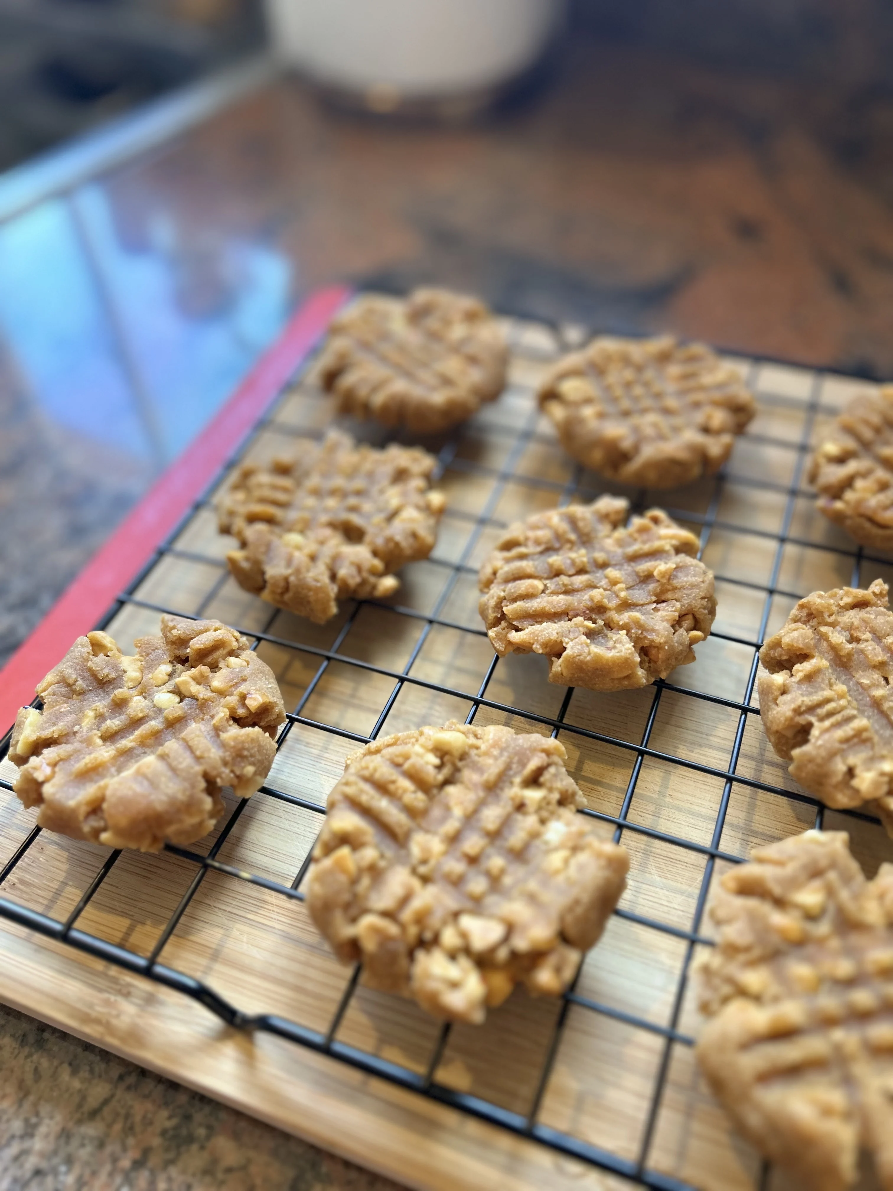 crunchy-pb-keto-cookies