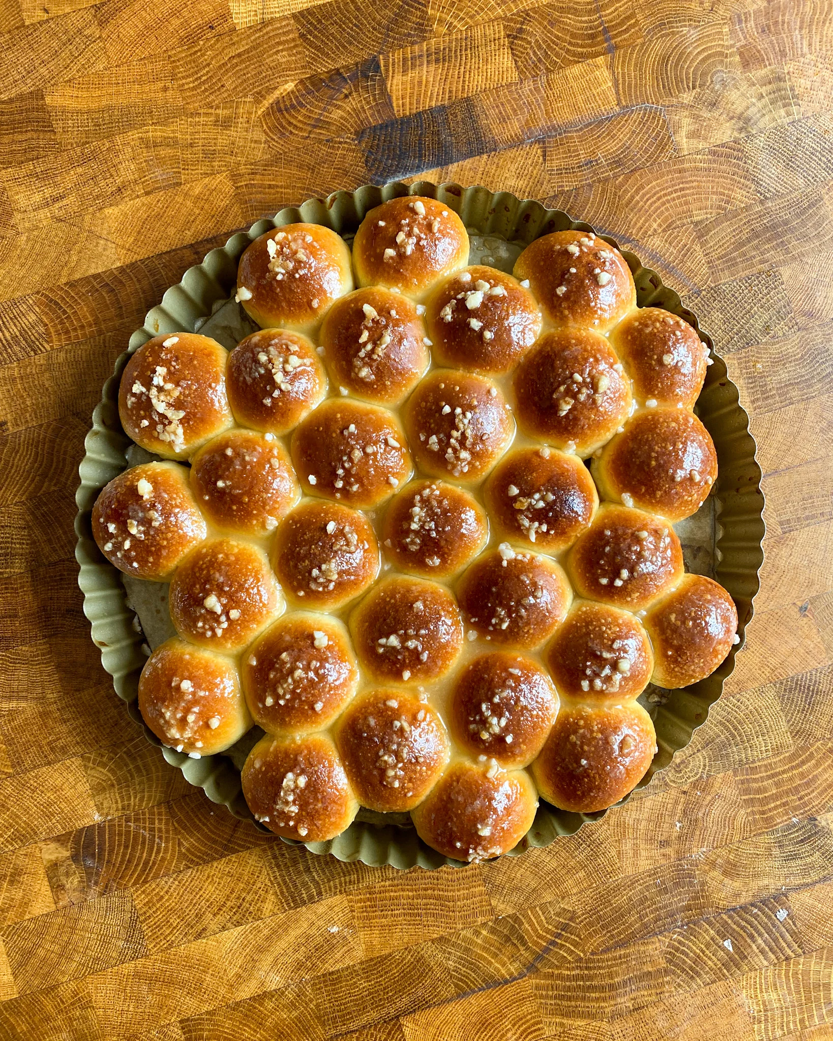 beehive-challah-with-honey-glaze