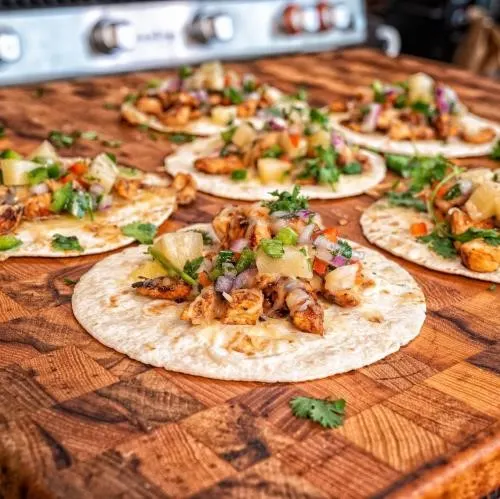 chicken-tacos-on-the-blackstone