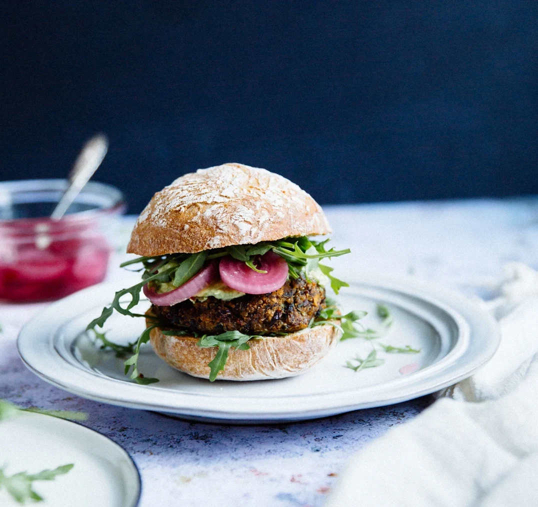 quinoa-red-bean-and-mushroom-veggie-burger