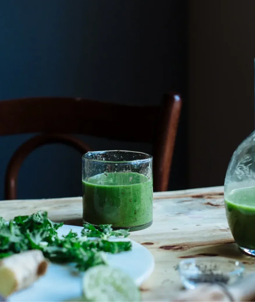 super-green-avocado-kale-and-ginger-smoothie