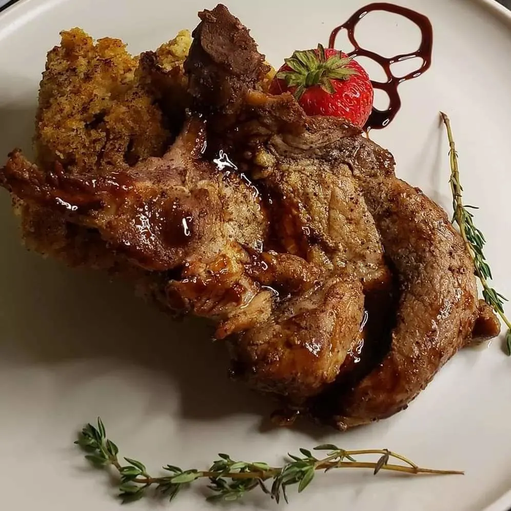 pork-chops-with-balsamic-glaze