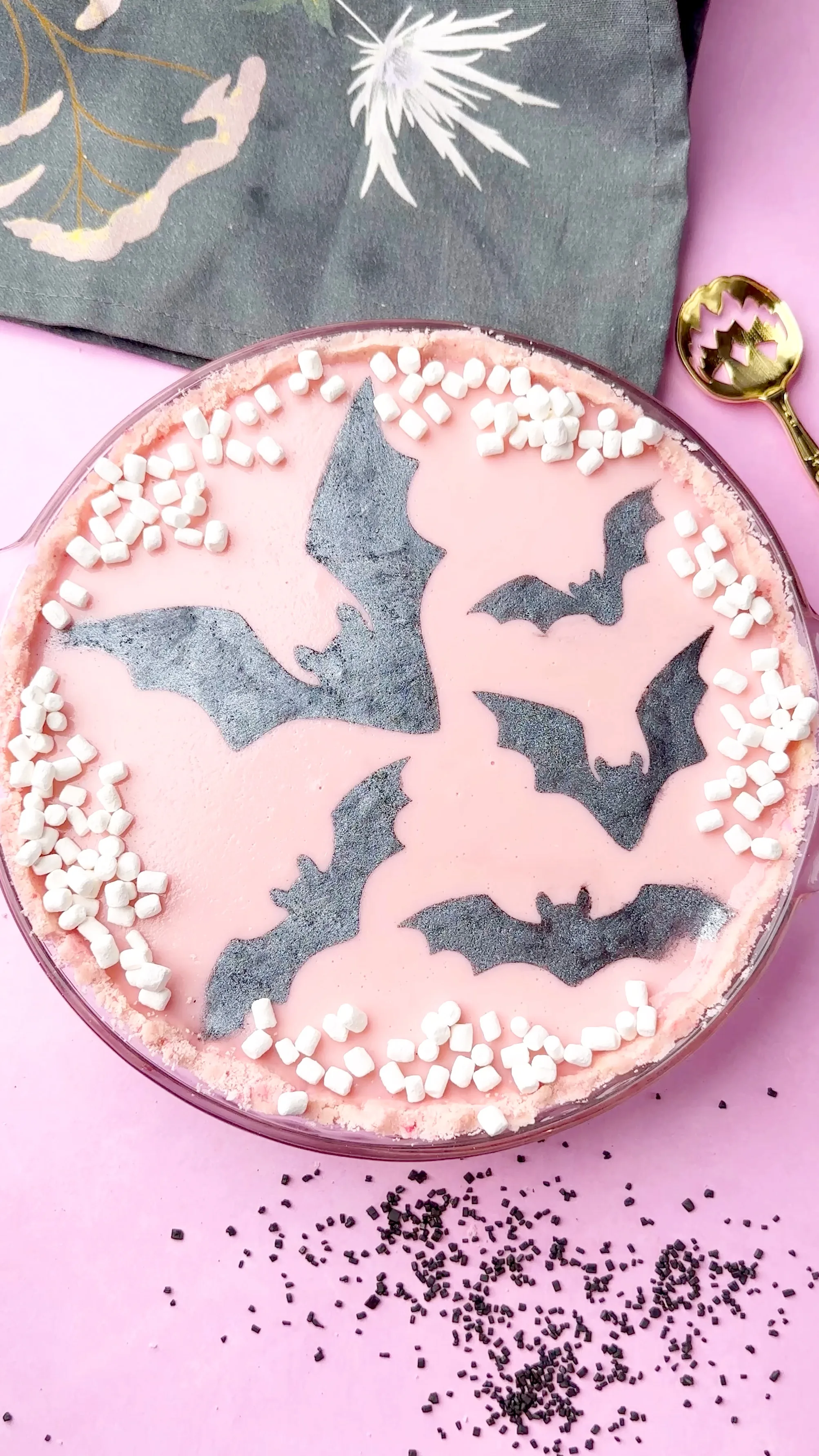 pink-velvet-pudding-pie