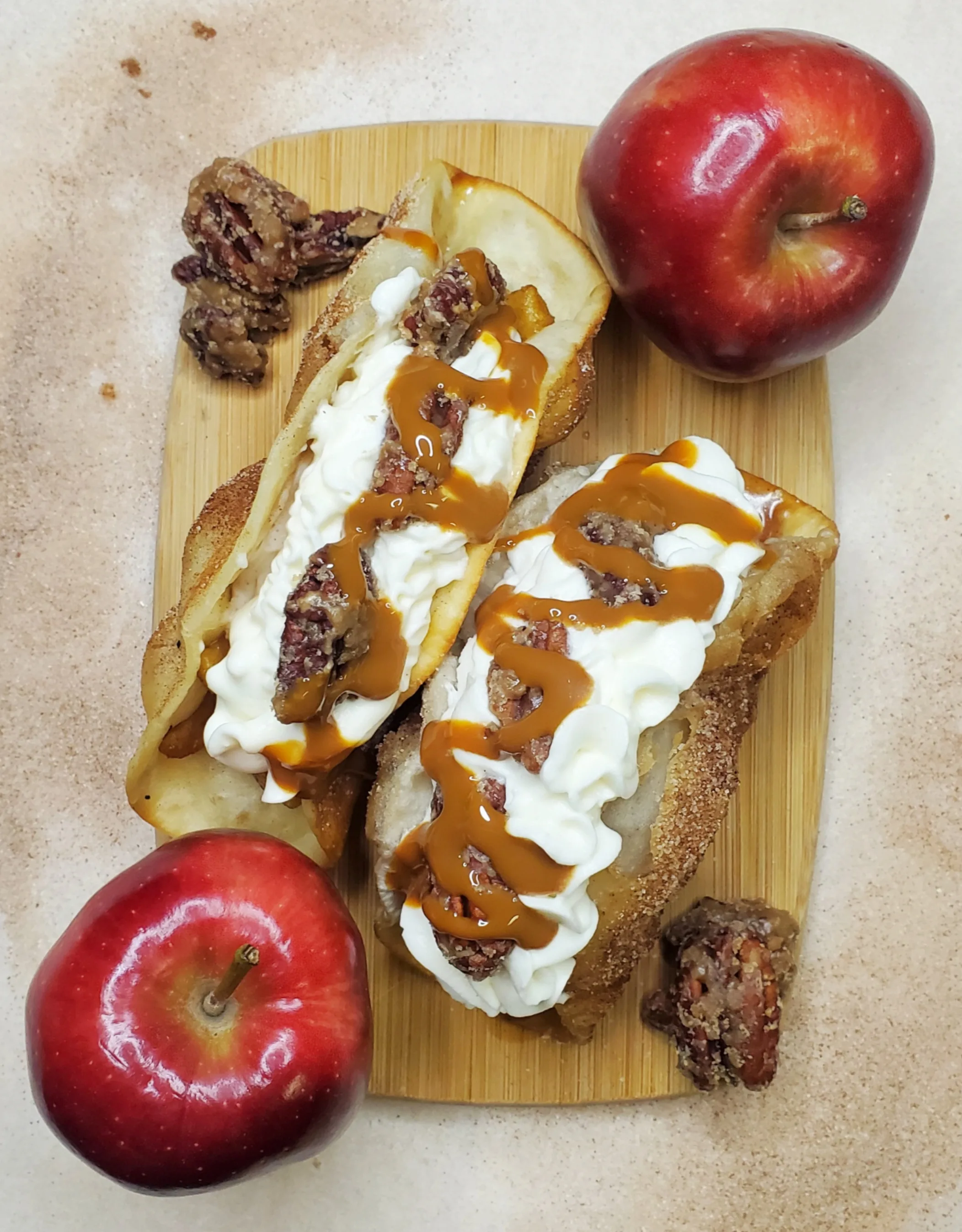 apple-spice-cheesecake-tacos