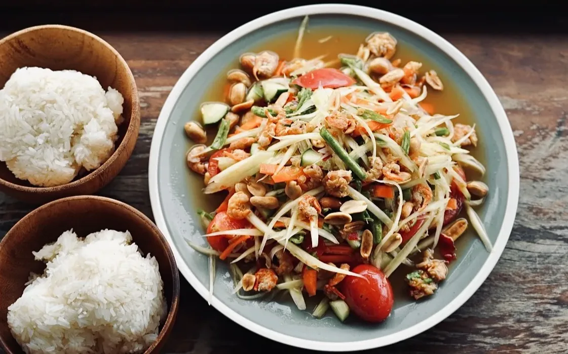 som-tum-papaya-salad