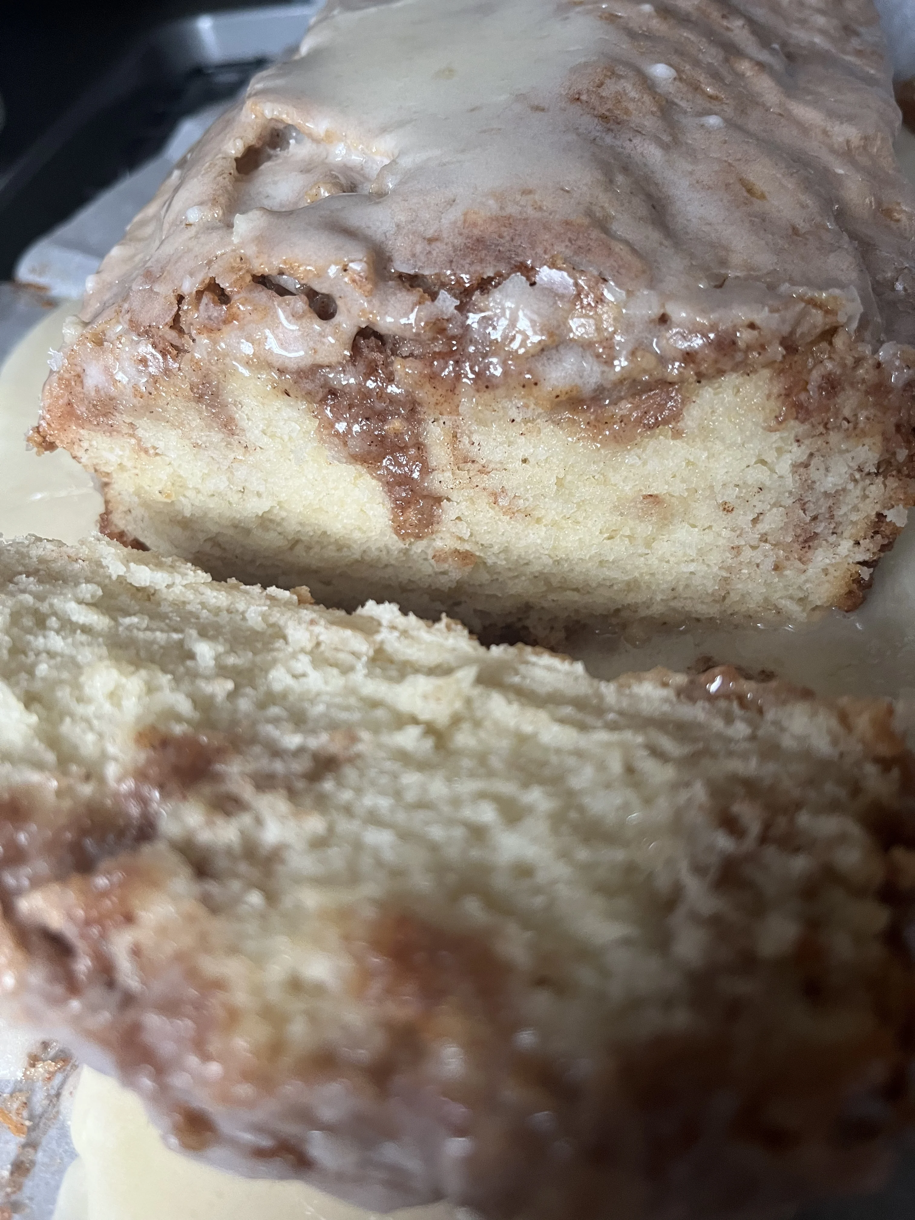 cinnamon-roll-loaf