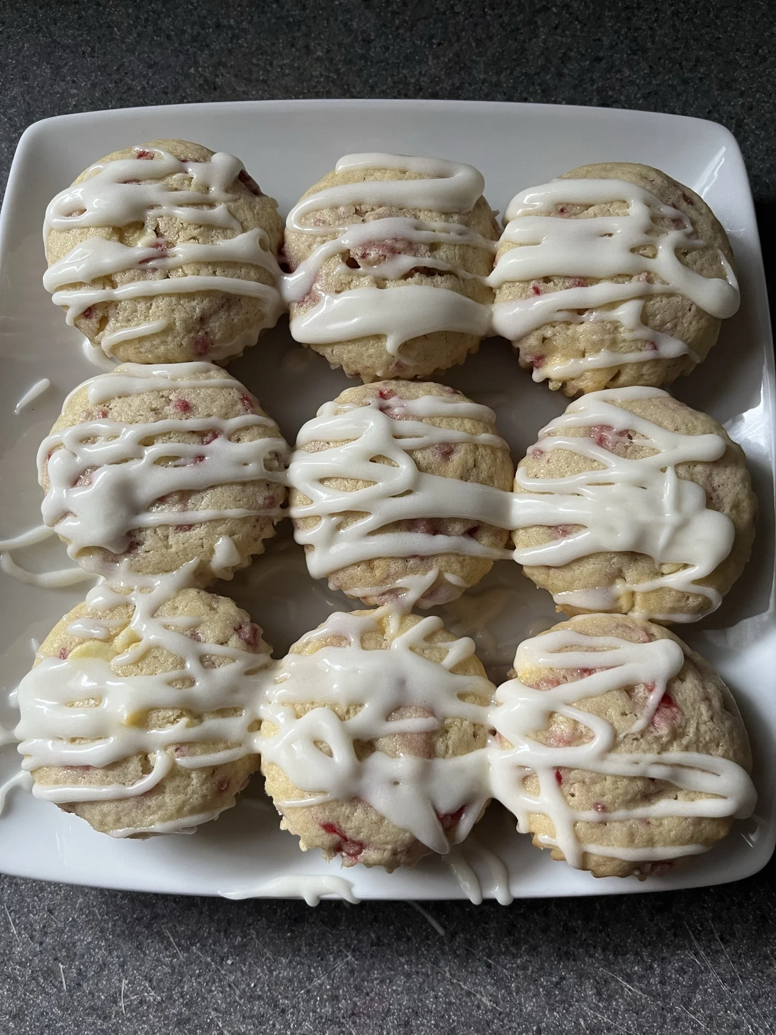 white-chocolate-raspberry-muffins