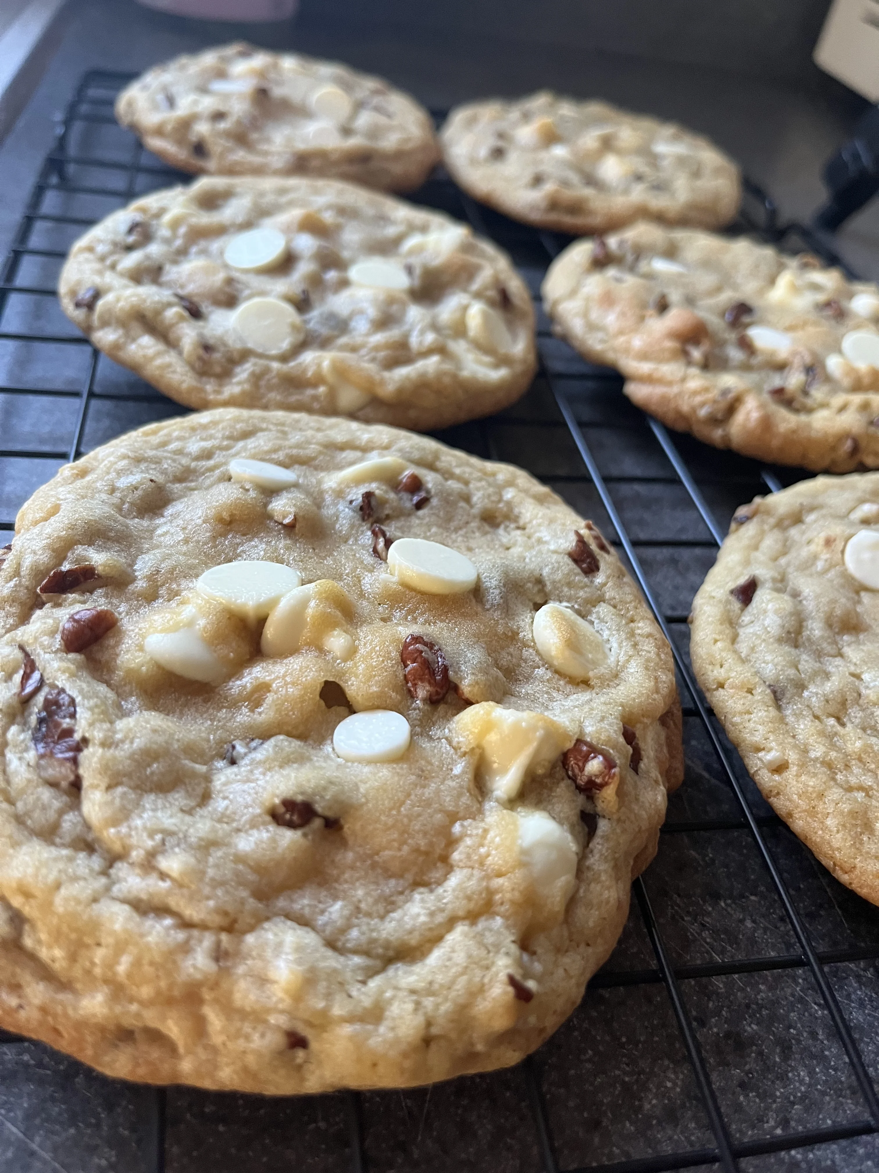 white-chocolate-butter-pecan-cookies