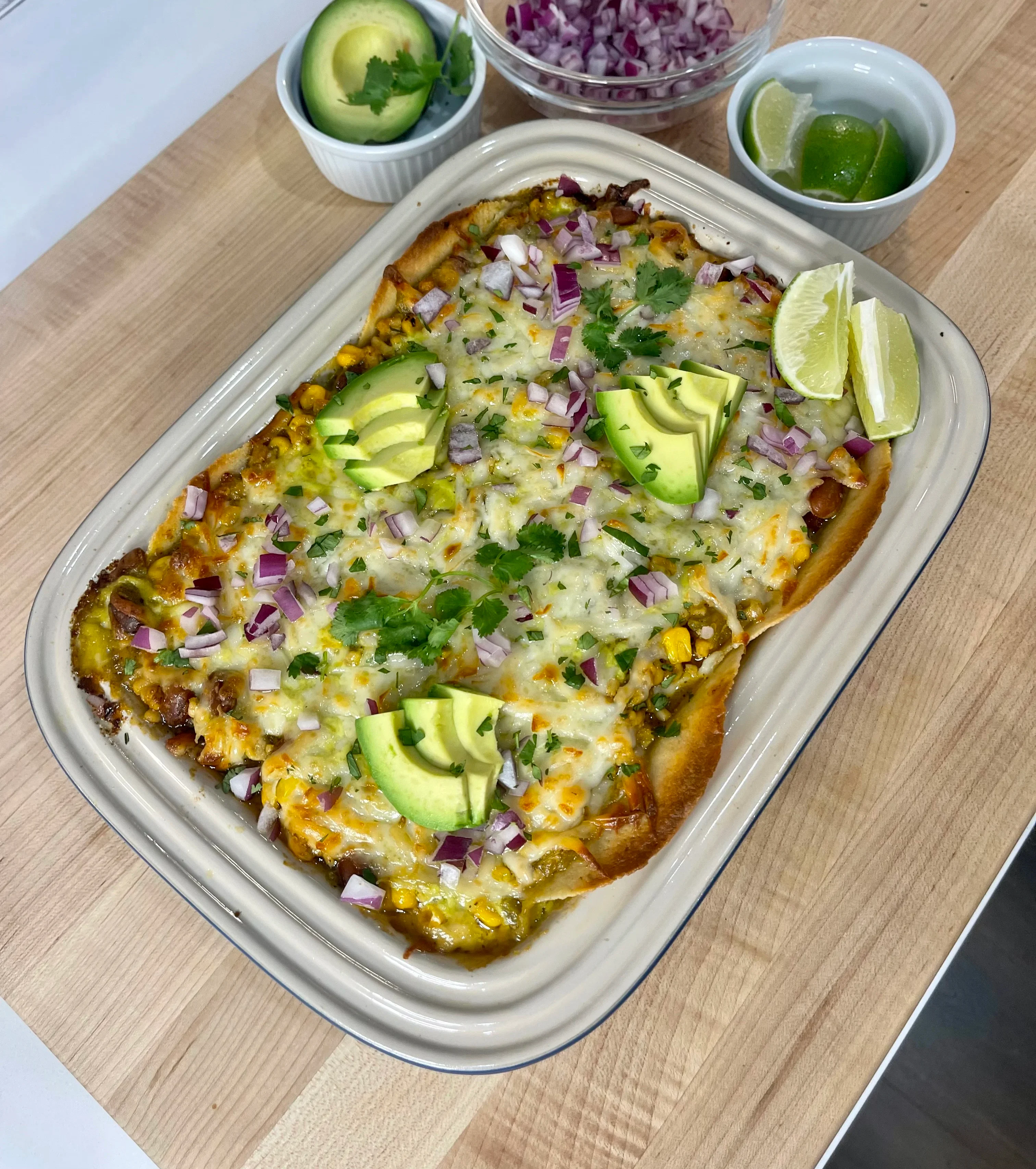 green-chili-chicken-enchilada-casserole