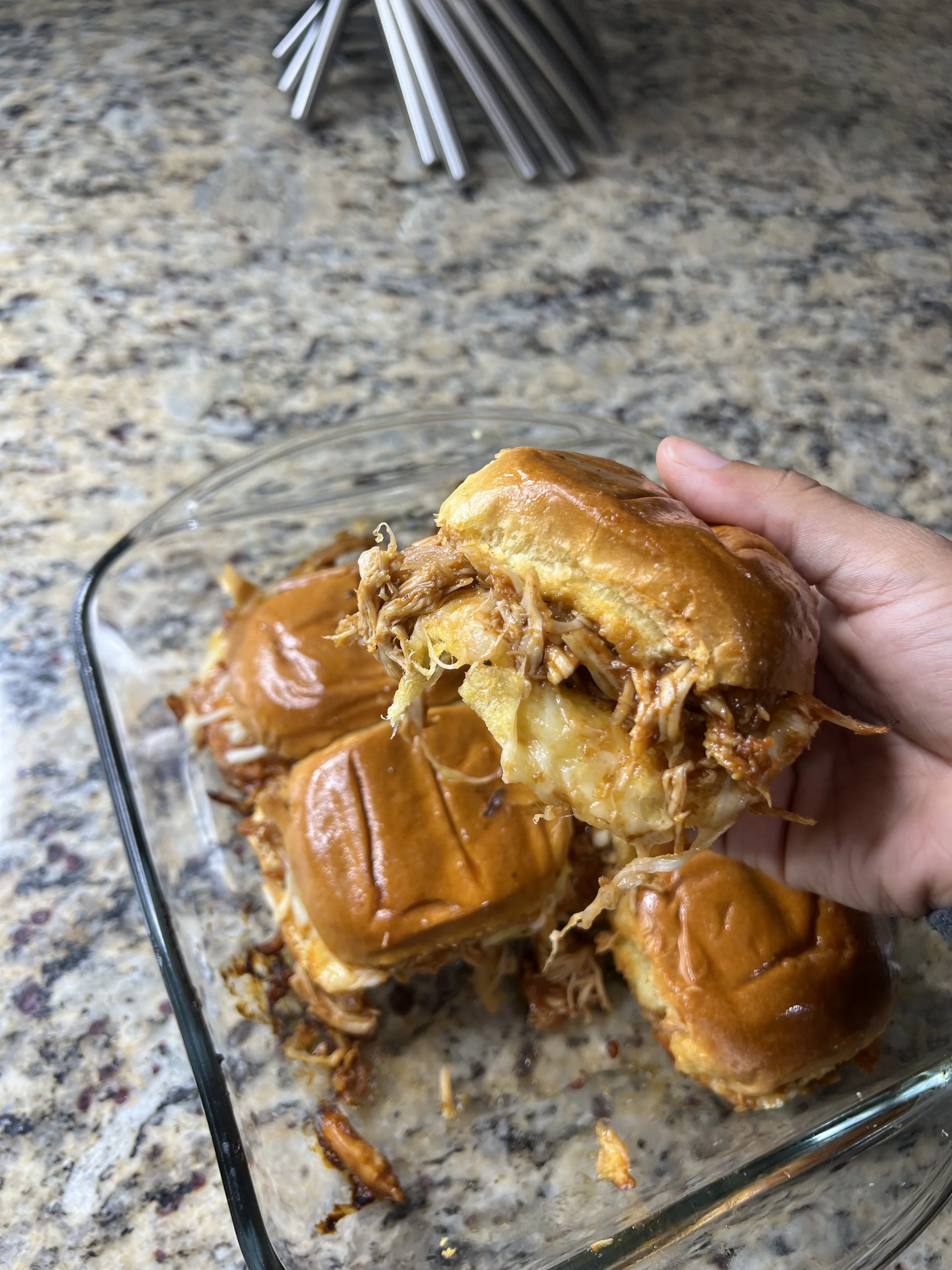 bbq-pulled-chicken-sliders
