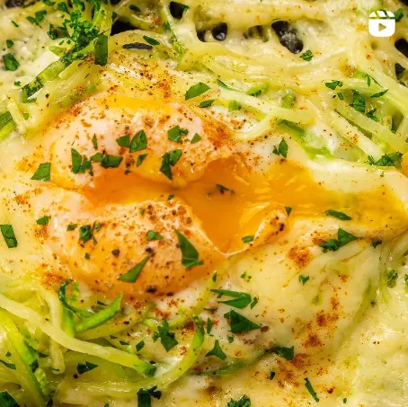 spaghetti-de-abobrinha-em-formato-de-ninho