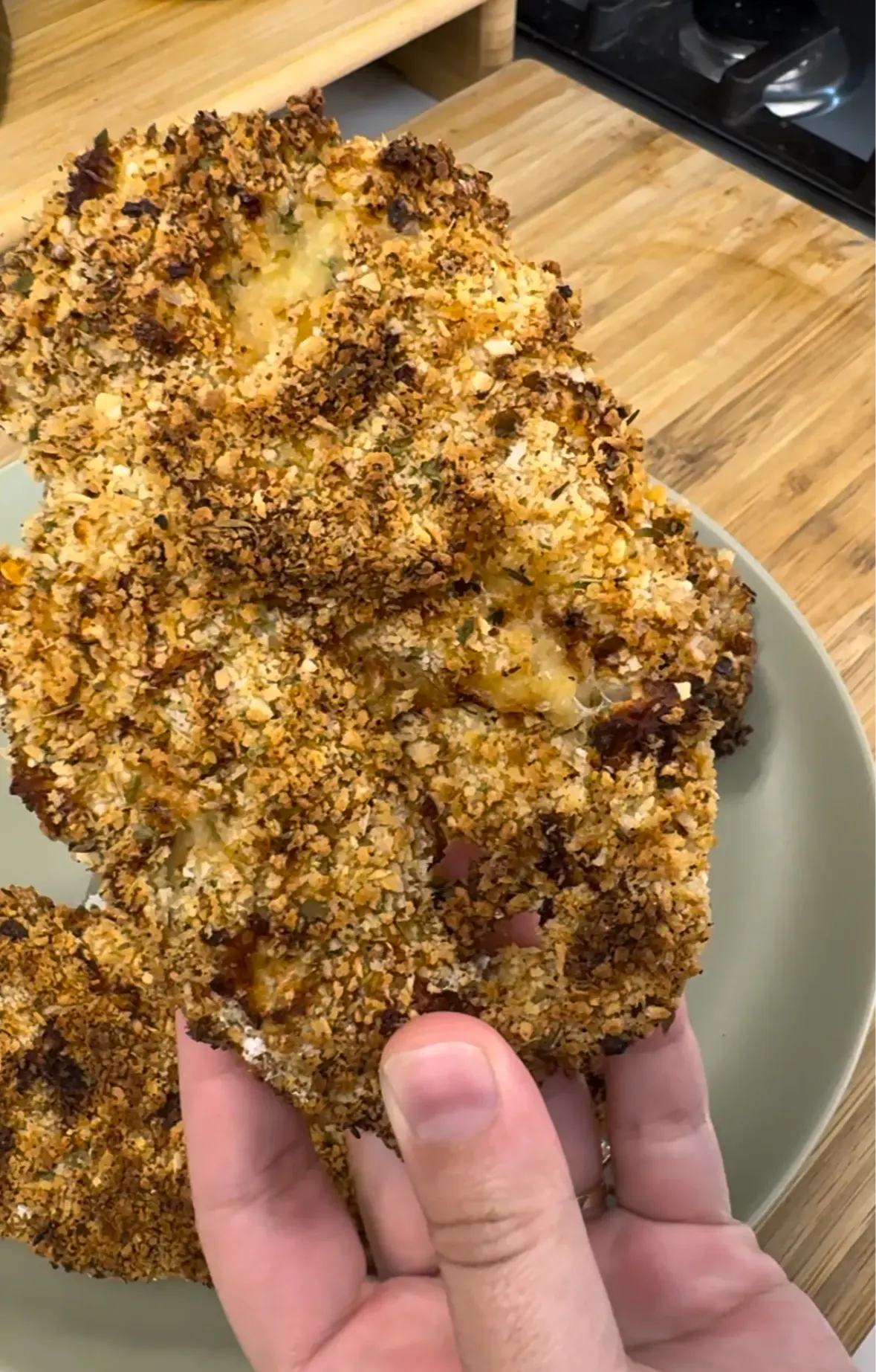 air-fryer-crispy-chicken-cutlet
