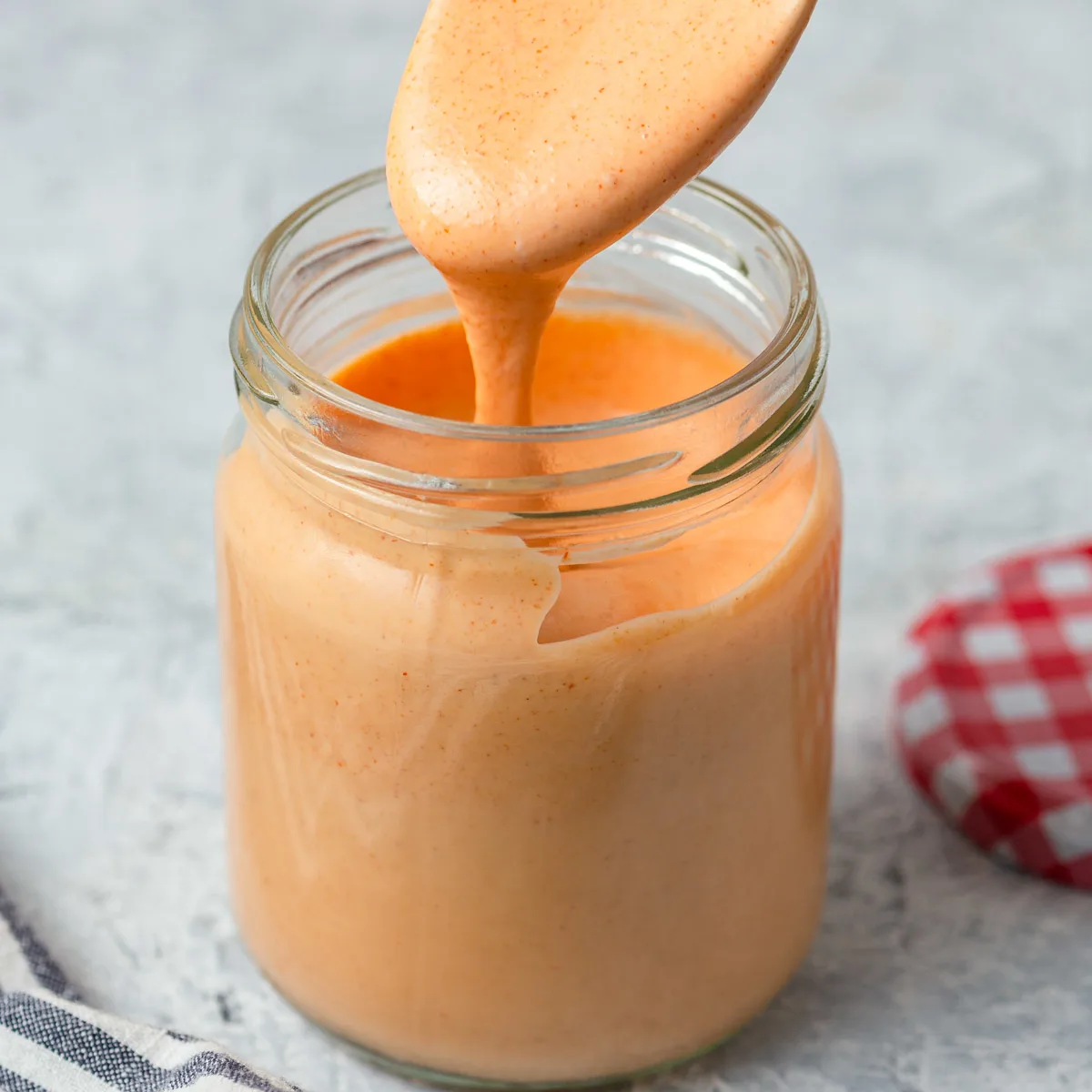 vegan-spicy-mayo