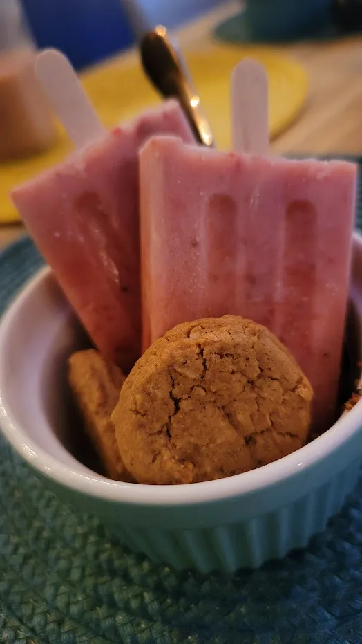 strawberry-shortcake-popsicles