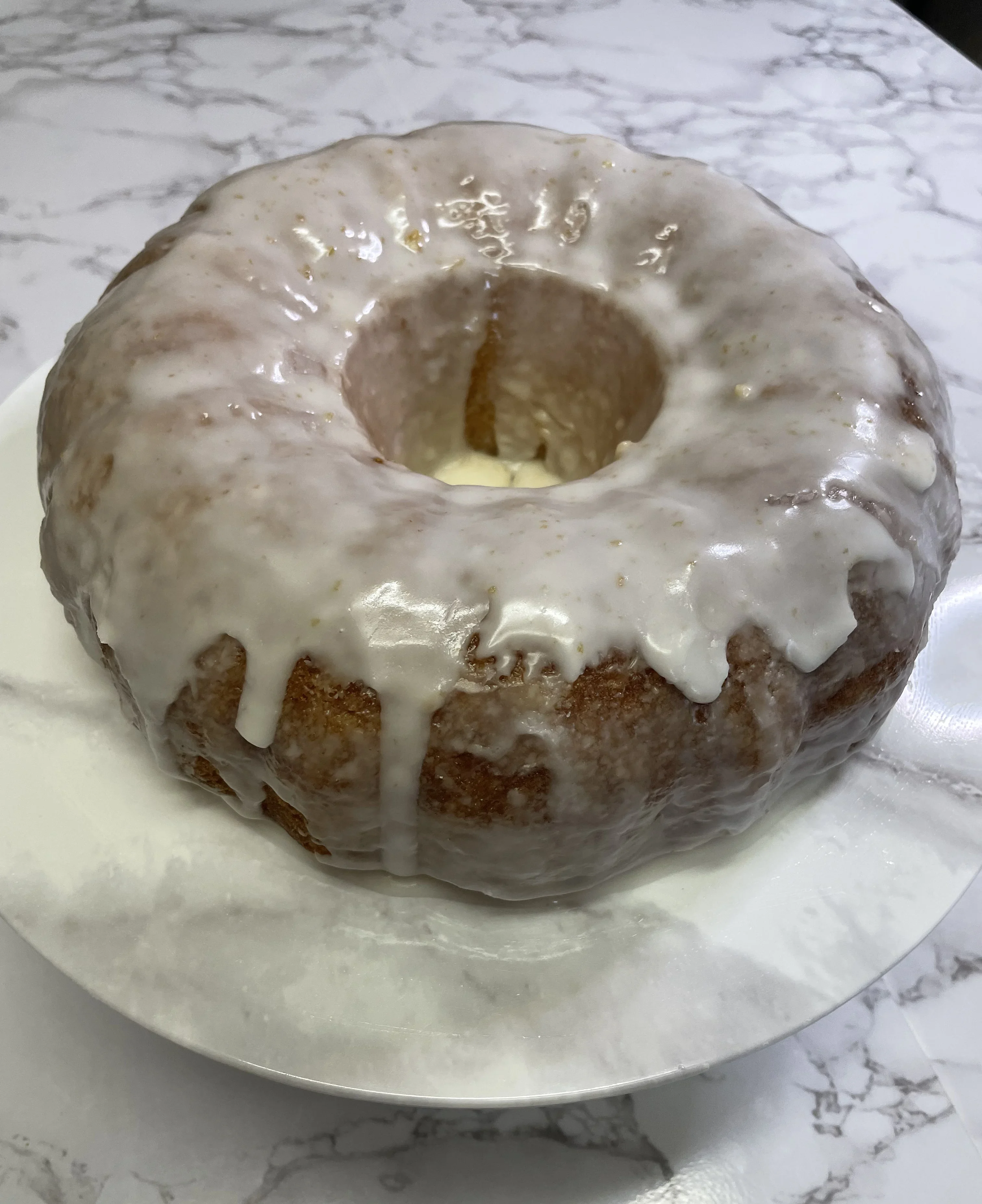 kris-jenner-lemon-cake