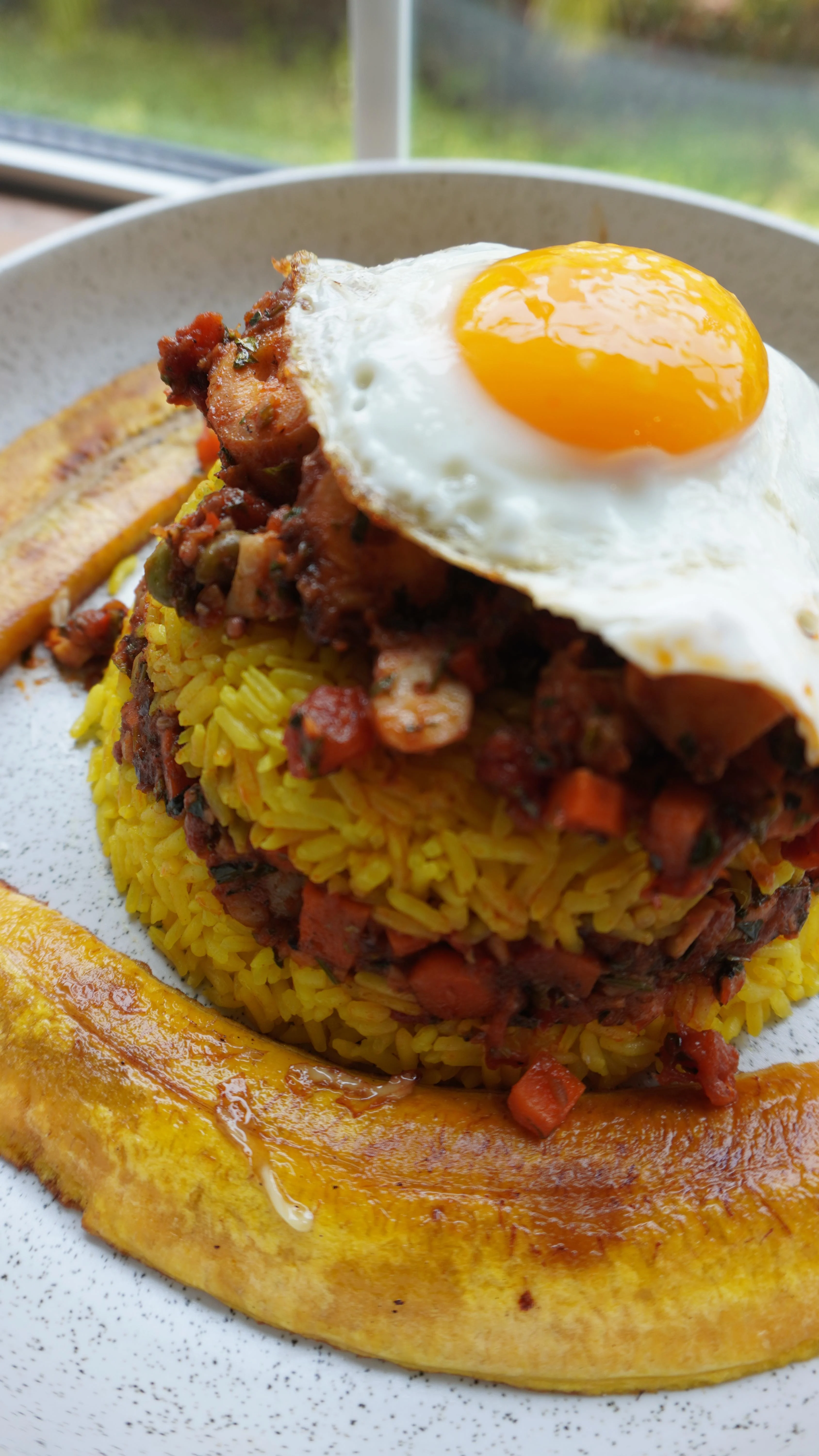 arroz-tapado-de-mariscos-seafood-covered-rice