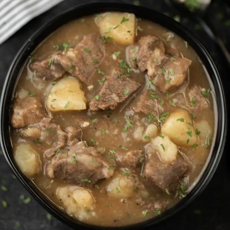 crockpot-steak-bites-and-potatoes