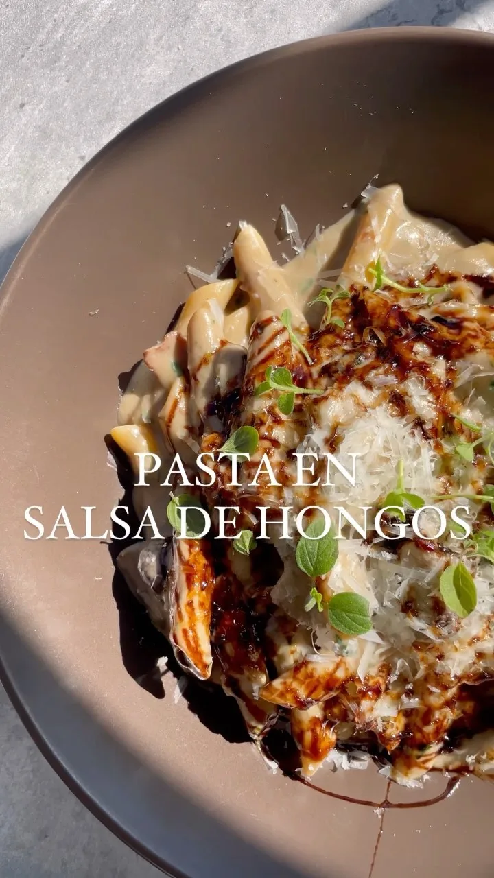 pasta-en-salsa-de-hongos