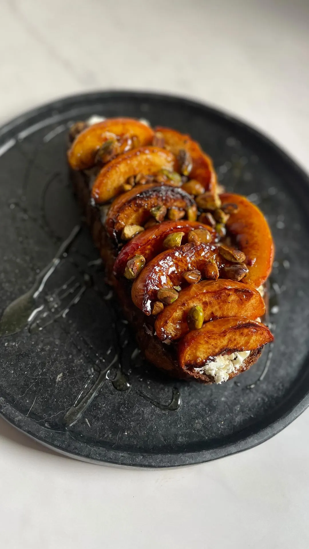 tostada-de-durazno