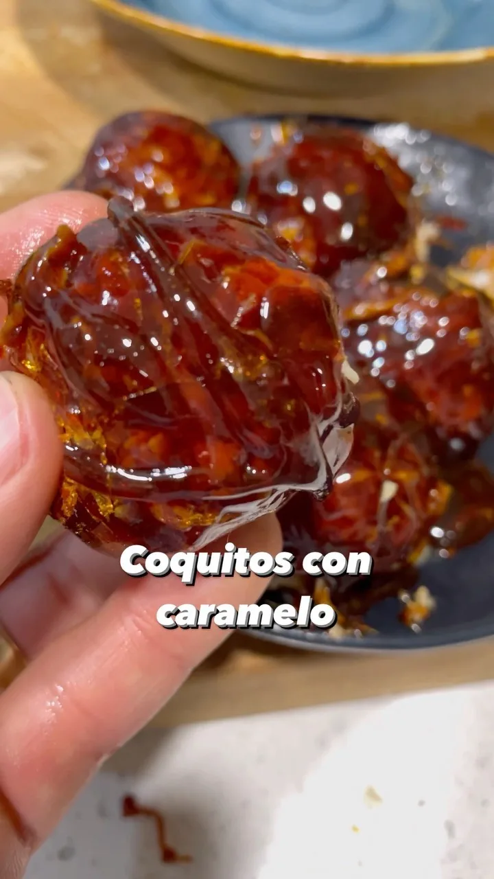 coquitos-cubiertos-con-carmelo