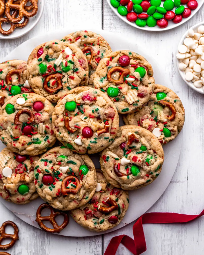 bake-festive-christmas-kitchen-sink-cookies:-easy-recipes-and-more!