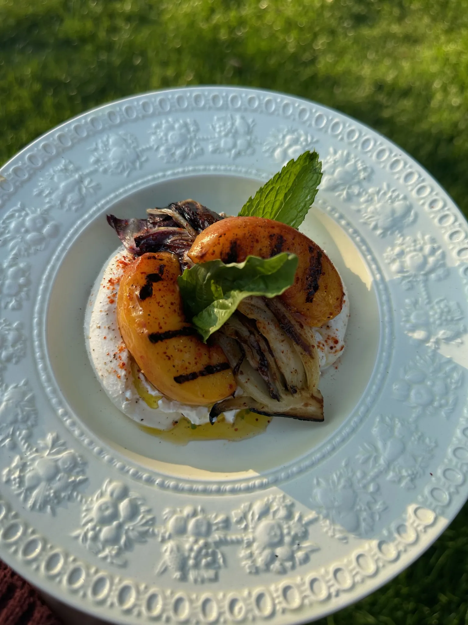 peaches-and-burrata